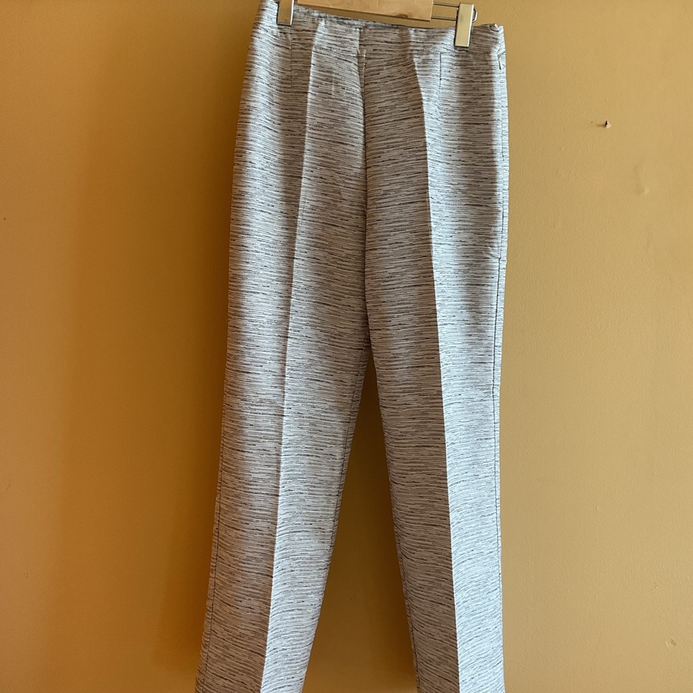 FRENCH CONNECTION Lightweight  Textured Pants Size 2